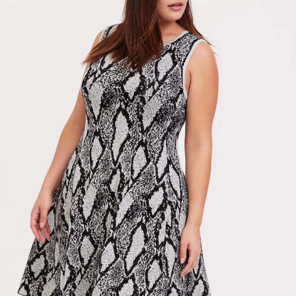 Torrid Snake Print Knitted Dress Size 3